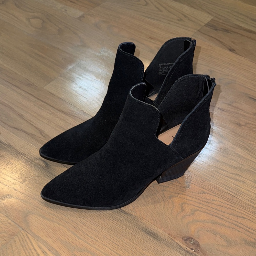 Blondo Black Leather and Suede Ankle Boots